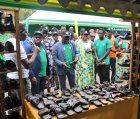 Imurikabikorwa ryagombye guha umwanya abaturage bakerekana uko bikuye mu bukene