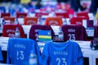 U Rwanda rurigurira umwenda, umuturanyi ati natwe watubera”