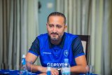 Ben Moussa watoje APR FC yasinye nk'umutoza mushya wa Police FC