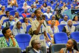 Buri wese arasabwa kugira ibibazo by'umuryango ibye - Minisitiri Uwimana