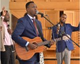 Bosco Nshuti yaririmbiye abo muri Finland mbere yo gutaramira i Kigali