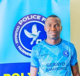 Emmanuel Okwi yasinyiye Police FC