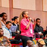 Ikibazo cya serivise z'ibyangombwa by'ubucuruzi cyongeye kugaruka mu Mushyikirano