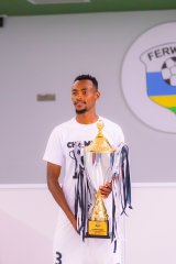 APR FC yashyikirijwe Igikombe cya Shampiyona 2024-2025 nyuma yo gutsinda Musanze FC (Amafoto)