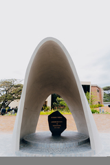 Perezida Kagame na Madamu Jeannette Kagame bashyize indabo ku Gicumbi cy'intwari