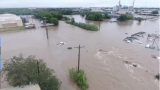 Texas: Abarenga 100 bahitanywe n'imyuzure